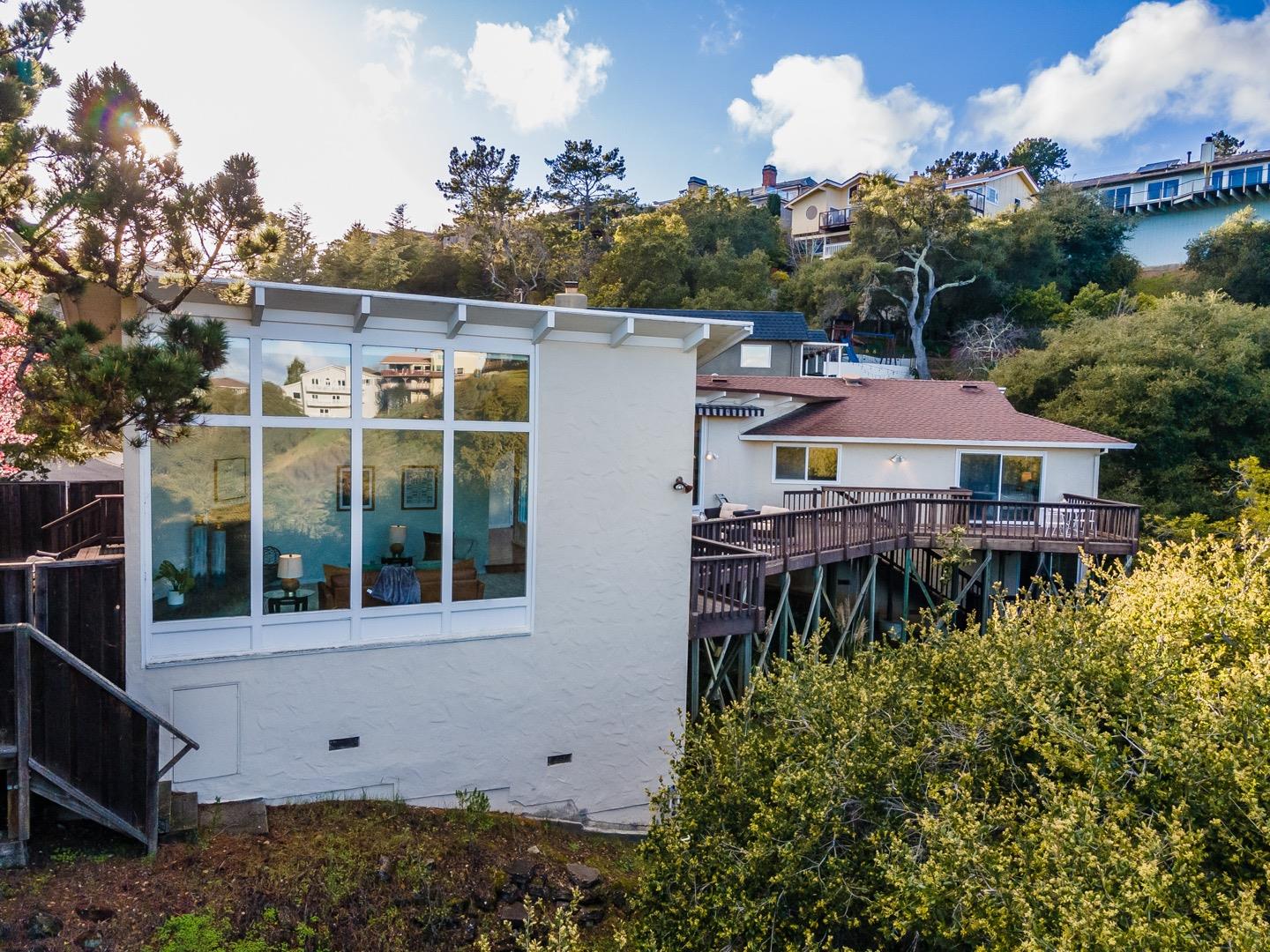 Detail Gallery Image 56 of 56 For 895 Regent Ct, San Carlos,  CA 94070 - 4 Beds | 3/1 Baths