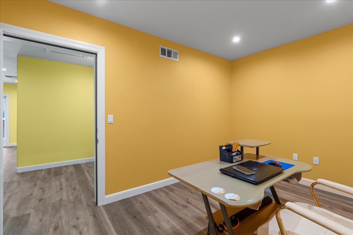 Detail Gallery Image 23 of 37 For 358 S Redwood Ave, San Jose,  CA 95128 - – Beds | – Baths