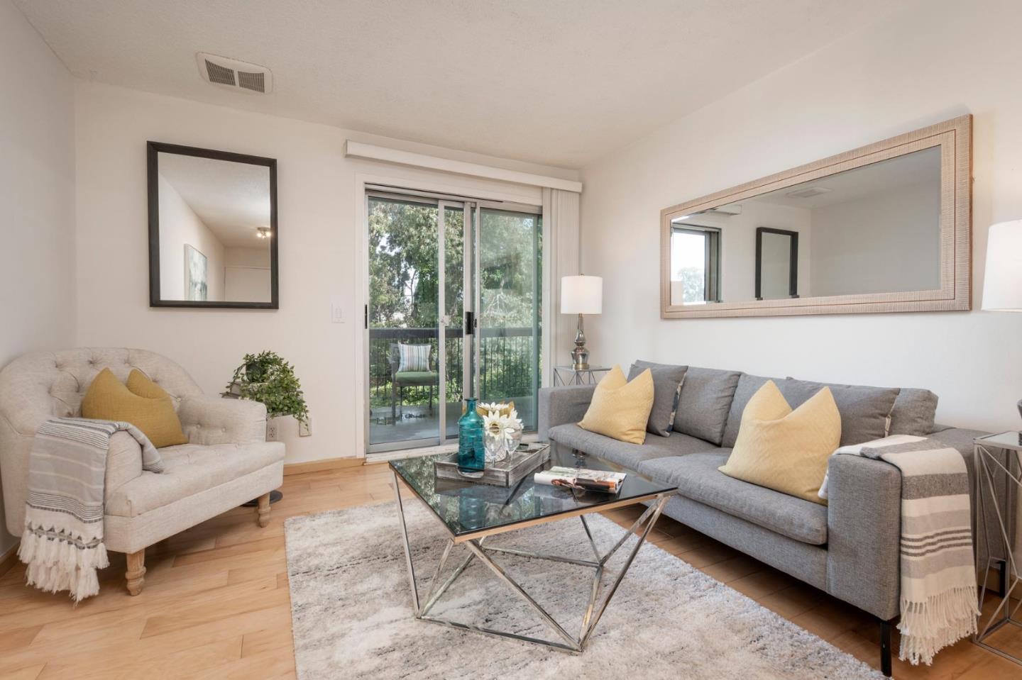 Detail Gallery Image 1 of 1 For 1126 Cherry Ave #55,  San Bruno,  CA 94066 - 1 Beds | 1 Baths