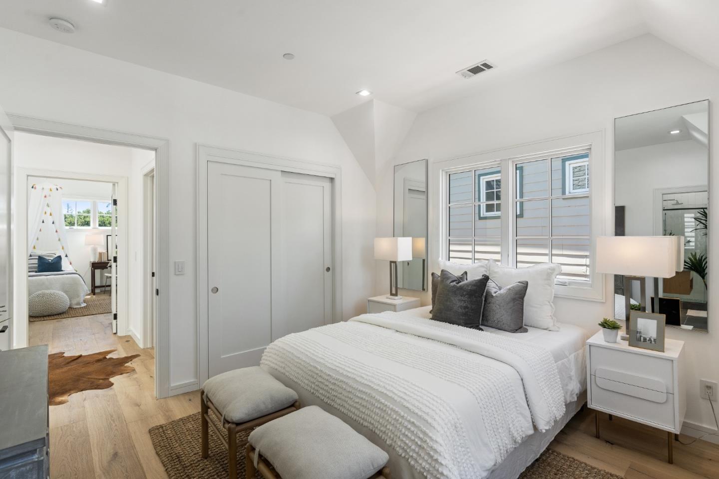 Detail Gallery Image 24 of 48 For 2515 Poppy Dr, Burlingame,  CA 94010 - 4 Beds | 4/1 Baths
