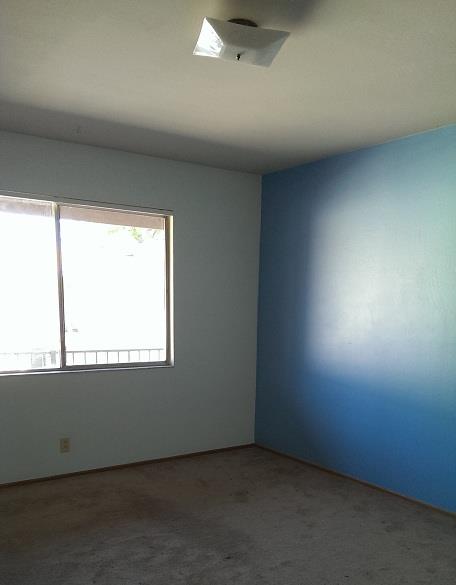 Detail Gallery Image 4 of 6 For 324 Camille Ct #5,  Mountain View,  CA 94040 - 1 Beds | 0 Baths