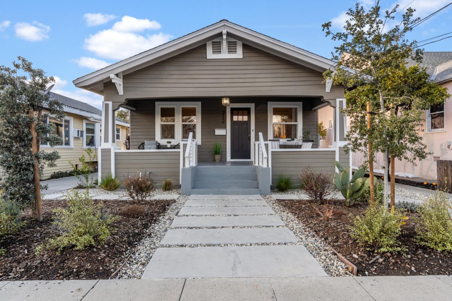 Detail Gallery Image 21 of 22 For 212 Oak Ave, Redwood City,  CA 94061 - 4 Beds | 2 Baths