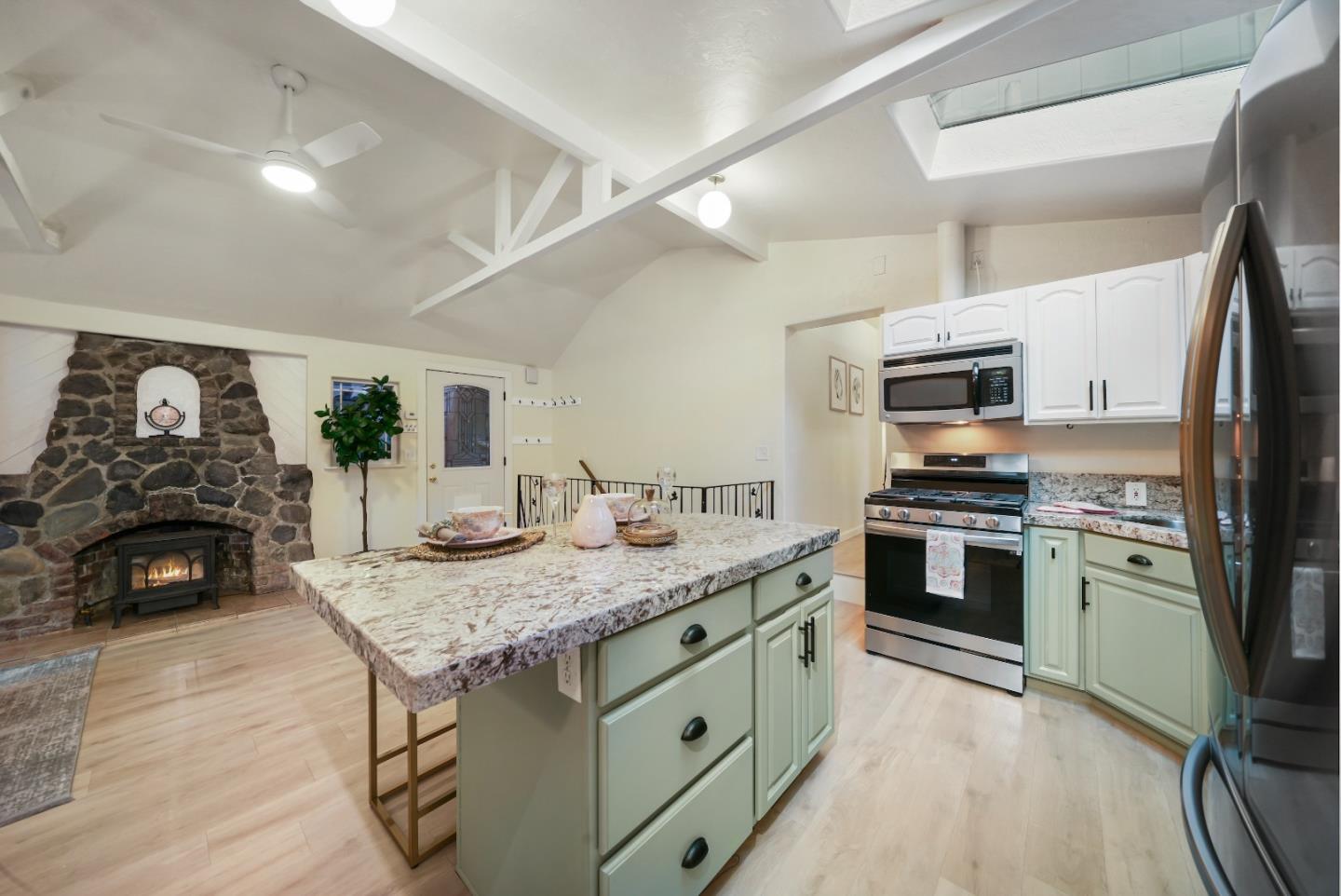 20919 Comanche Trl, Lexington Hills, CA 95033 photo 9