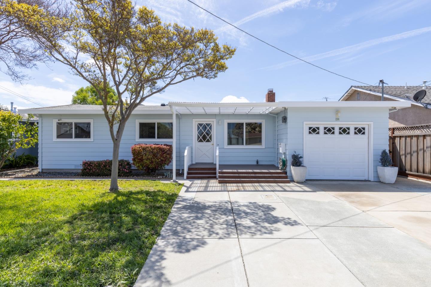 Detail Gallery Image 1 of 1 For 294 E Arbor Ave, Sunnyvale,  CA 94085 - 4 Beds | 2 Baths