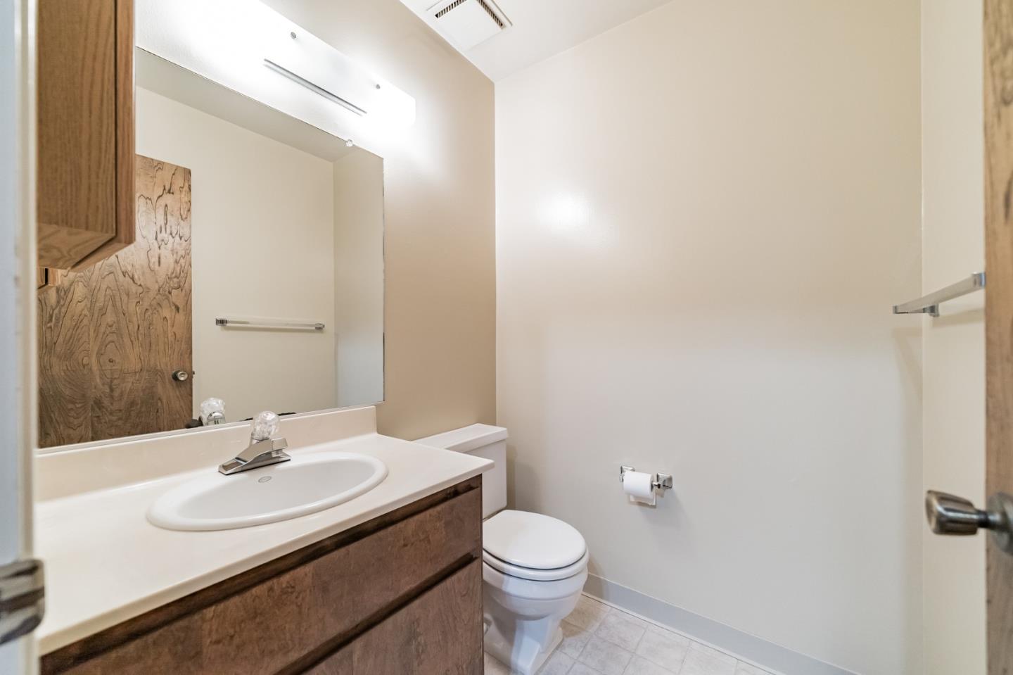 Detail Gallery Image 8 of 19 For 177 Villa Ave, Los Gatos,  CA 95030 - 2 Beds | 1/1 Baths