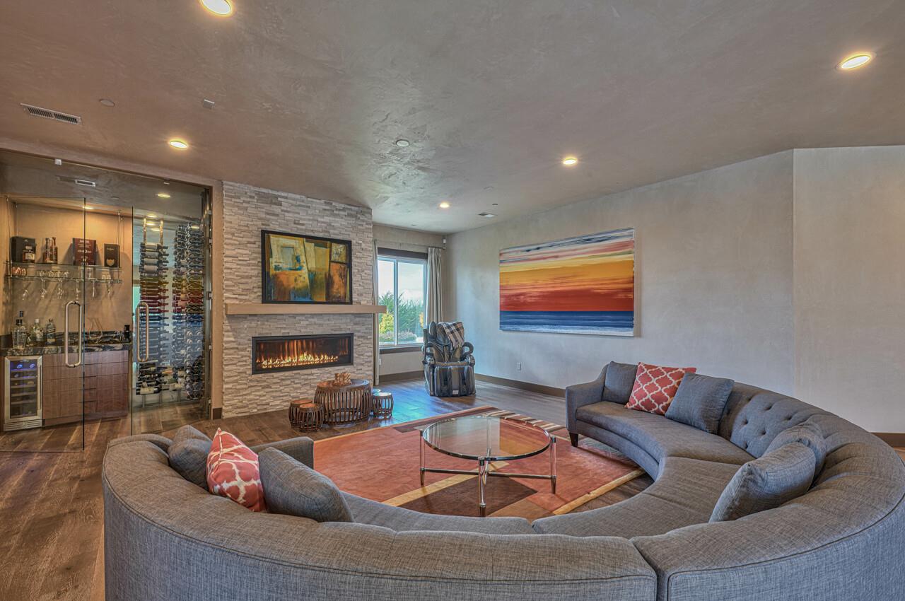 Detail Gallery Image 27 of 68 For 8729 Eagles Roost Rd, Salinas,  CA 93907 - 5 Beds | 6 Baths