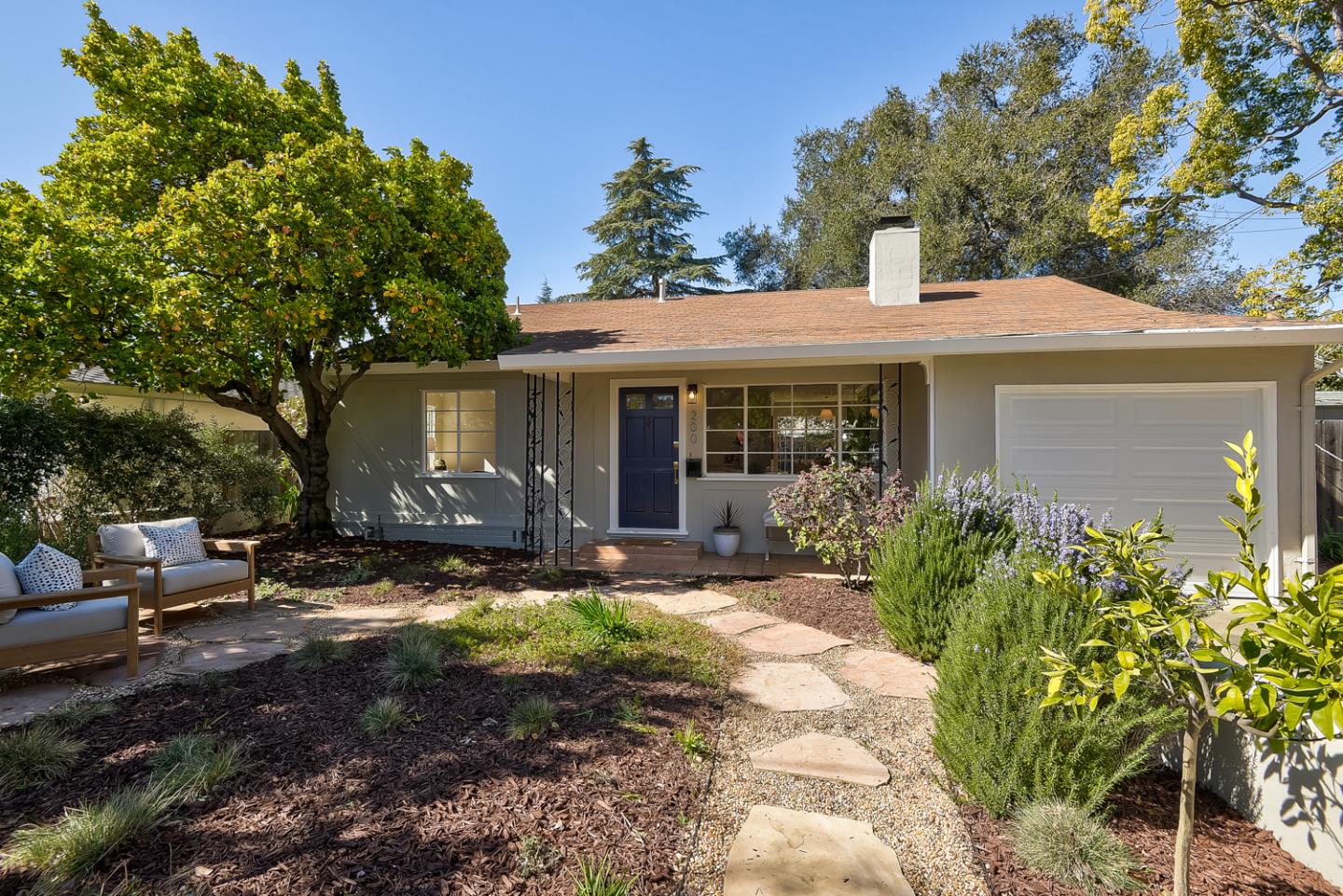 Detail Gallery Image 1 of 1 For 200 Maclane St, Palo Alto,  CA 94306 - 3 Beds | 1 Baths