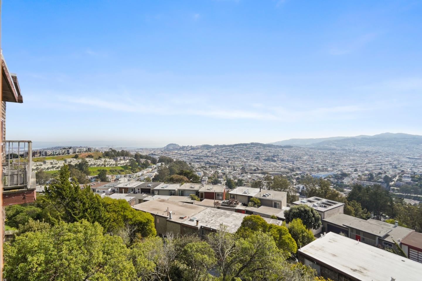 Detail Gallery Image 1 of 1 For 231 Topaz Way, San Francisco,  CA 94131 - 3 Beds | 2/1 Baths