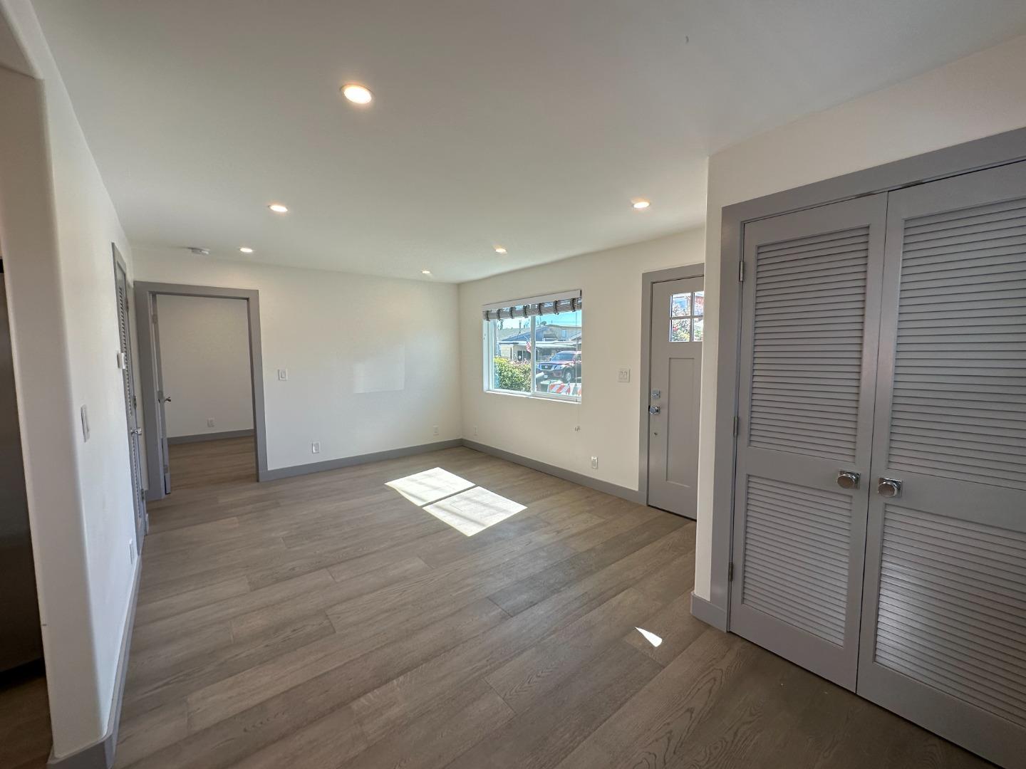 Detail Gallery Image 18 of 29 For 228 North Ave, Aptos,  CA 95003 - 2 Beds | 1 Baths