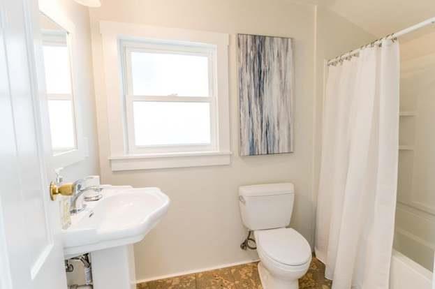 337 Center St, Oakland, CA 94607 photo 8