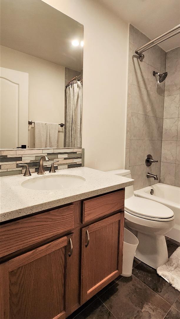 Detail Gallery Image 11 of 22 For 140 S 3rd St, San Jose,  CA 95112 - 2 Beds | 2/1 Baths