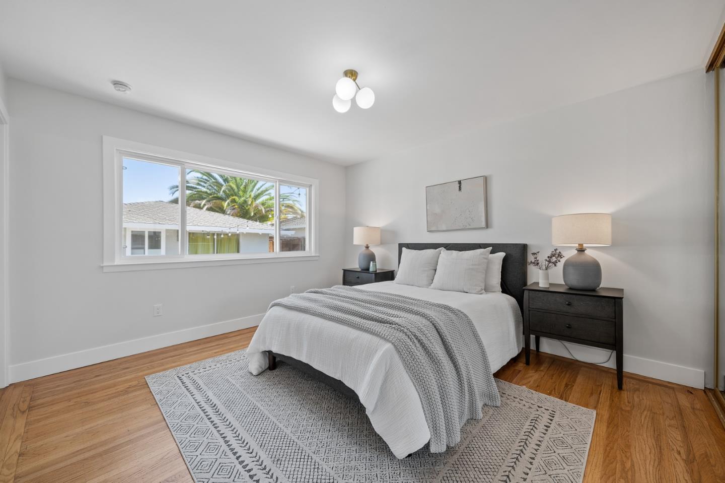 Detail Gallery Image 15 of 29 For 2020 Helena Way, Redwood City,  CA 94061 - 4 Beds | 2 Baths