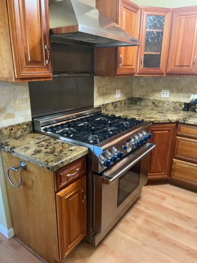 Detail Gallery Image 4 of 6 For 1633 Marco Polo Way, Burlingame,  CA 94010 - 3 Beds | 2 Baths