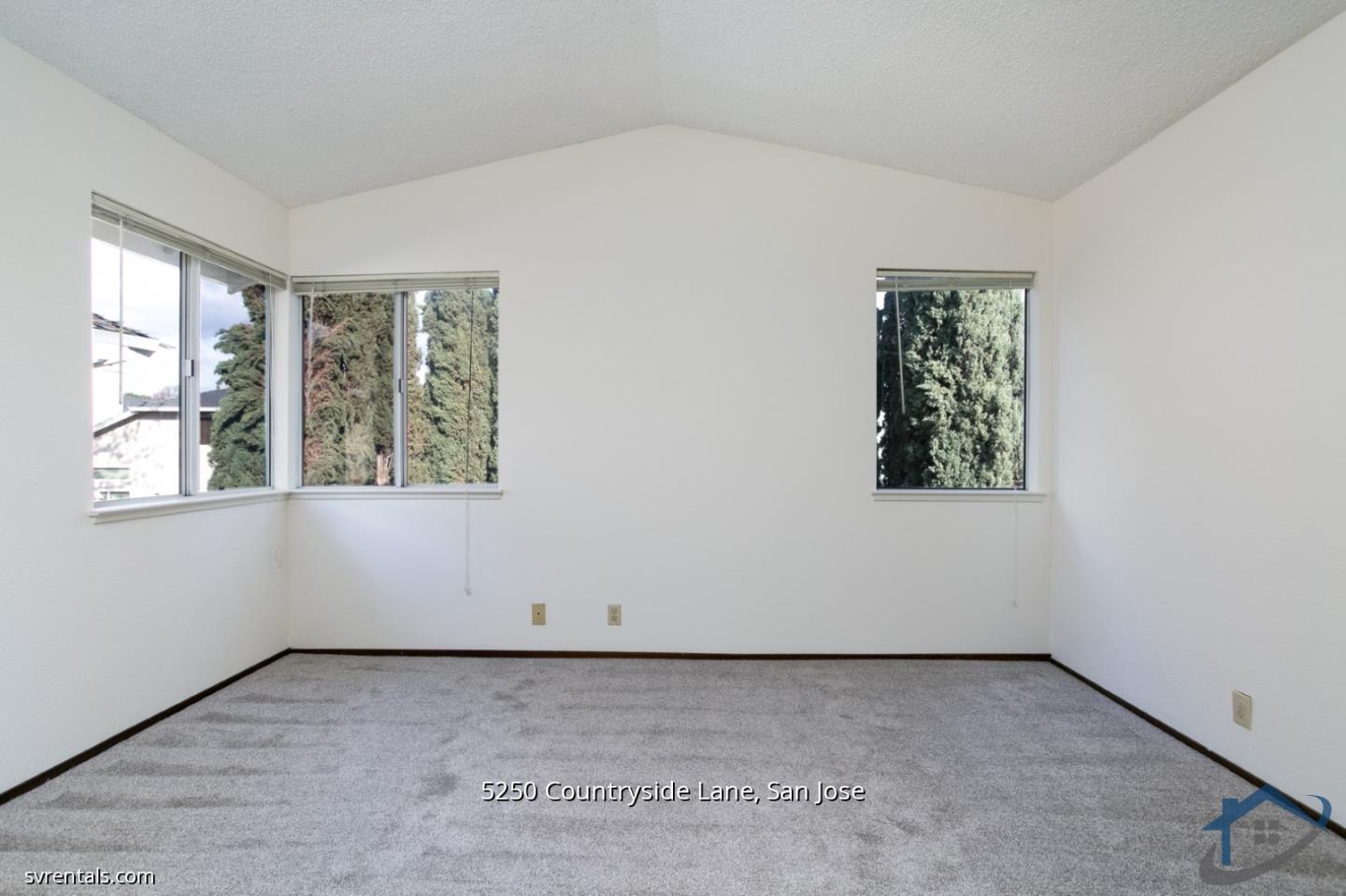 Detail Gallery Image 11 of 31 For 5250 Countryside Ln, San Jose,  CA 95136 - 4 Beds | 2/1 Baths