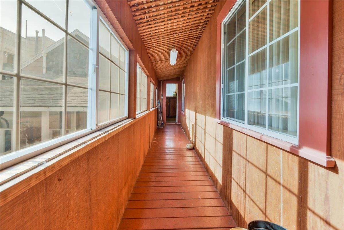 Detail Gallery Image 25 of 39 For 835 Alabama St, San Francisco,  CA 94110 - 4 Beds | 2 Baths