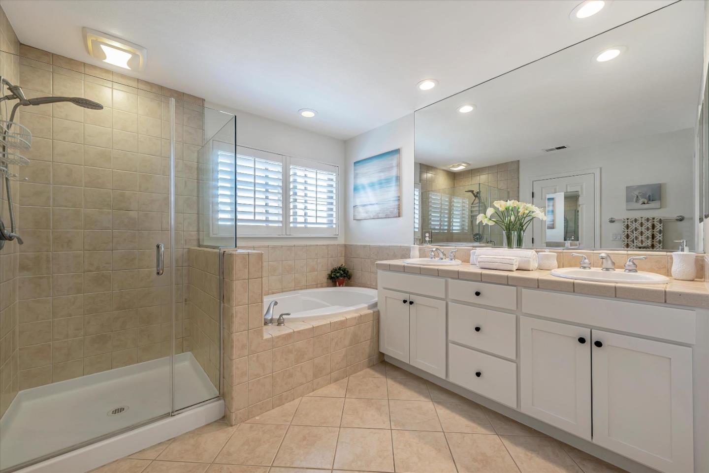 Detail Gallery Image 20 of 22 For 207 Beethoven Ln, Los Gatos,  CA 95032 - 4 Beds | 2/1 Baths
