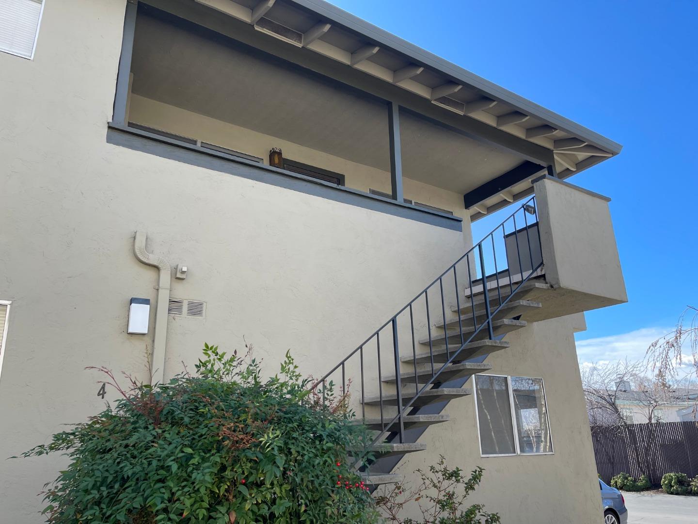 Detail Gallery Image 1 of 1 For 5897 El Zuparko Dr #4,  San Jose,  CA 95123 - 2 Beds | 1/1 Baths