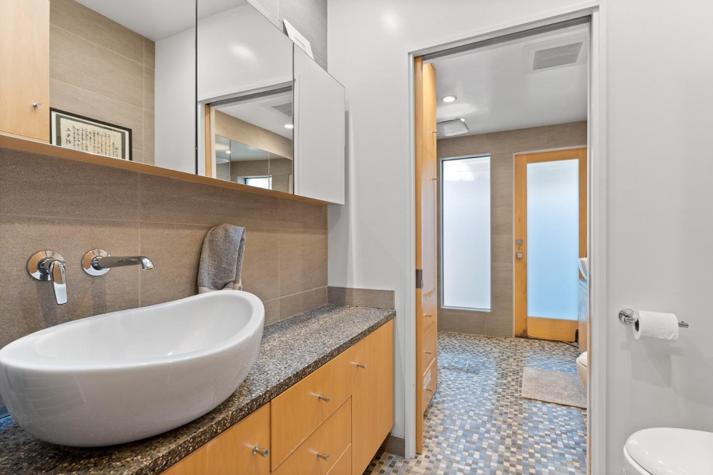 Detail Gallery Image 21 of 38 For 31 Rockview Dr, Santa Cruz,  CA 95062 - 2 Beds | 1/1 Baths