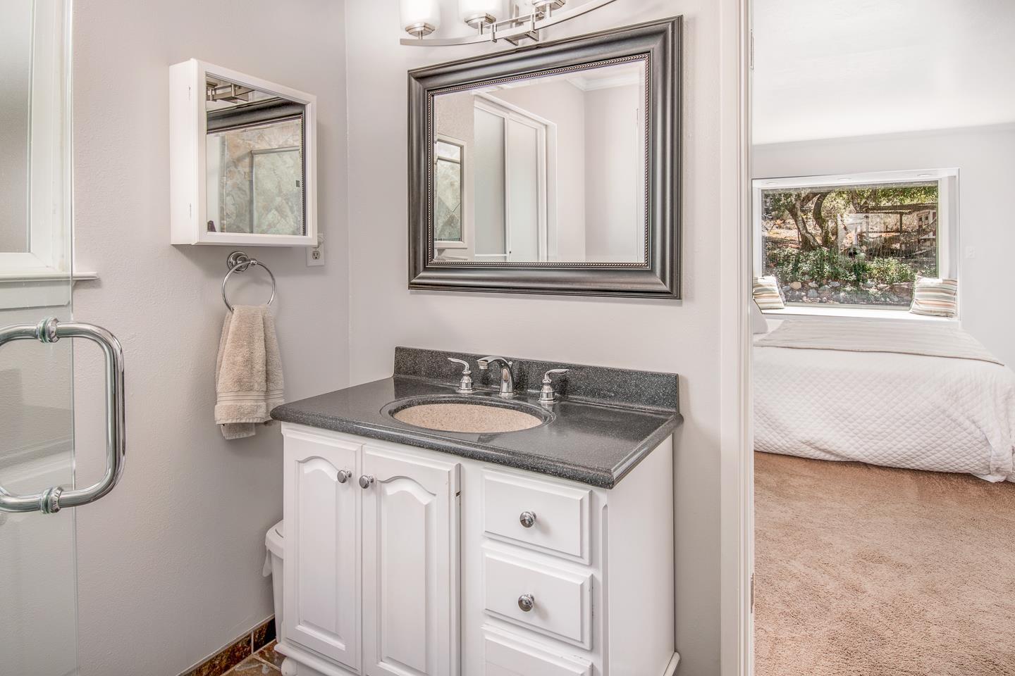 Detail Gallery Image 33 of 52 For 8216 Ridgeview Dr, Ben Lomond,  CA 95005 - 4 Beds | 3/1 Baths