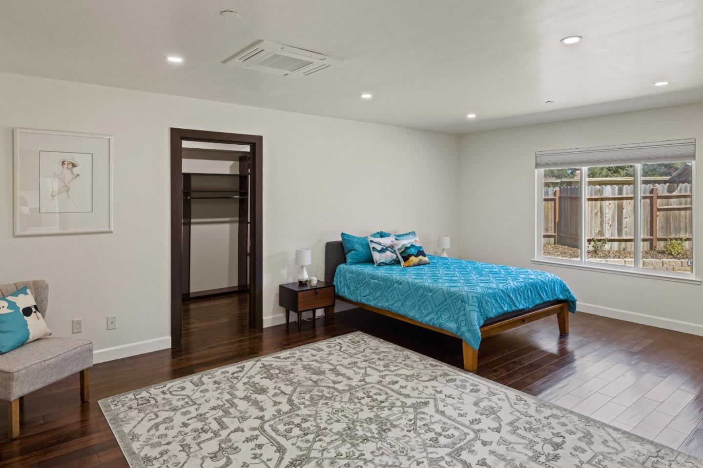 Detail Gallery Image 12 of 35 For 1247 Josselyn Canyon Rd, Monterey,  CA 93940 - 4 Beds | 3/1 Baths