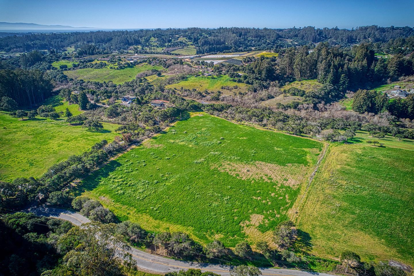 Detail Gallery Image 6 of 13 For 571 Calabasas Rd, Watsonville,  CA 95076 - – Beds | – Baths