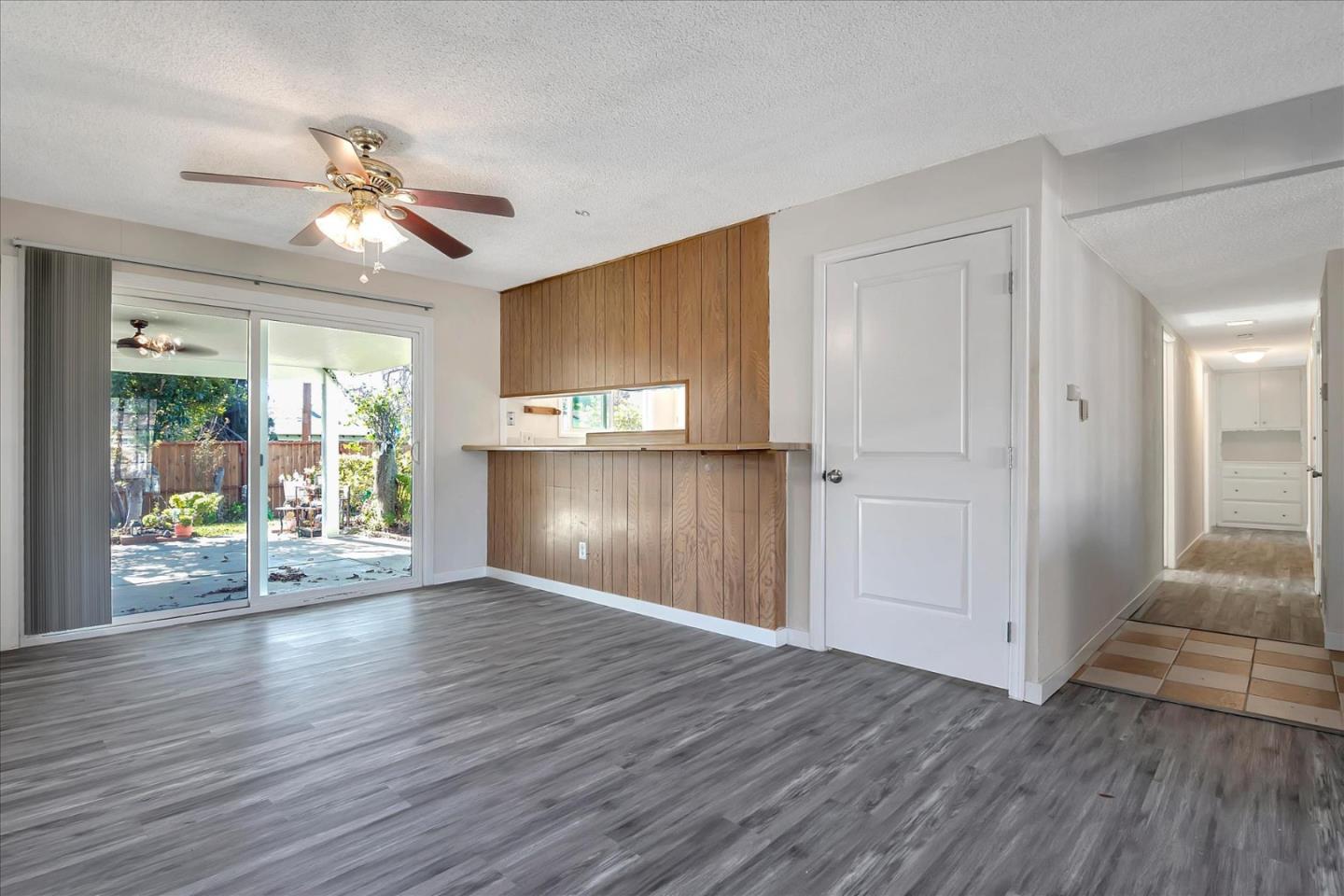 Detail Gallery Image 11 of 43 For 20114 Londelius St, Canoga Park,  CA 91306 - 3 Beds | 2 Baths
