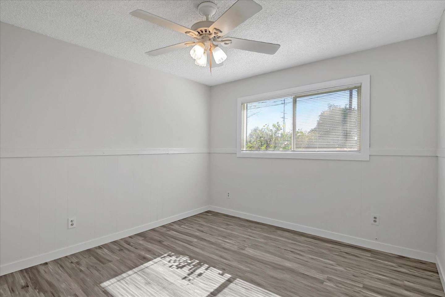 Detail Gallery Image 21 of 43 For 20114 Londelius St, Canoga Park,  CA 91306 - 3 Beds | 2 Baths