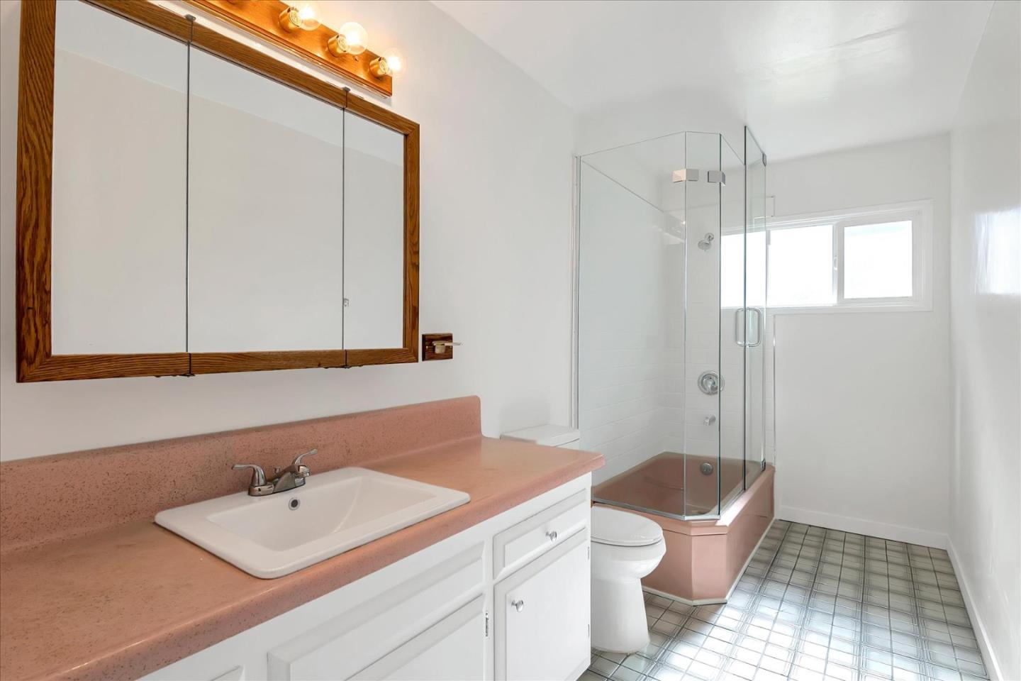Detail Gallery Image 31 of 43 For 20114 Londelius St, Canoga Park,  CA 91306 - 3 Beds | 2 Baths
