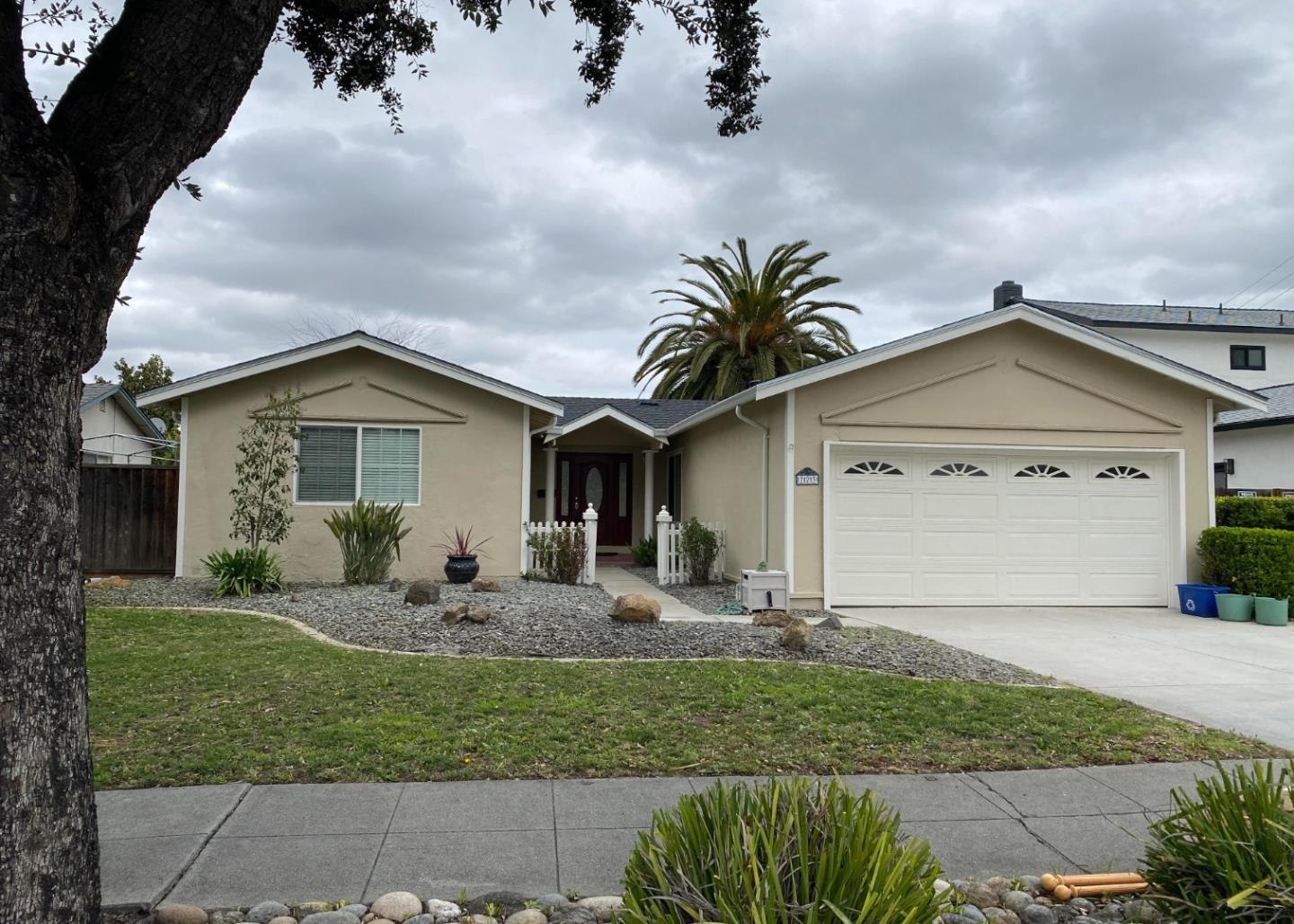 Detail Gallery Image 1 of 1 For 723 Shawnee Ln, San Jose,  CA 95123 - 4 Beds | 2/1 Baths