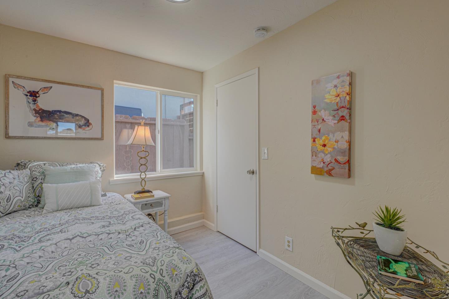 Detail Gallery Image 10 of 44 For 1235/1237 Funston Ave, Pacific Grove,  CA 93950 - 4 Beds | 3 Baths