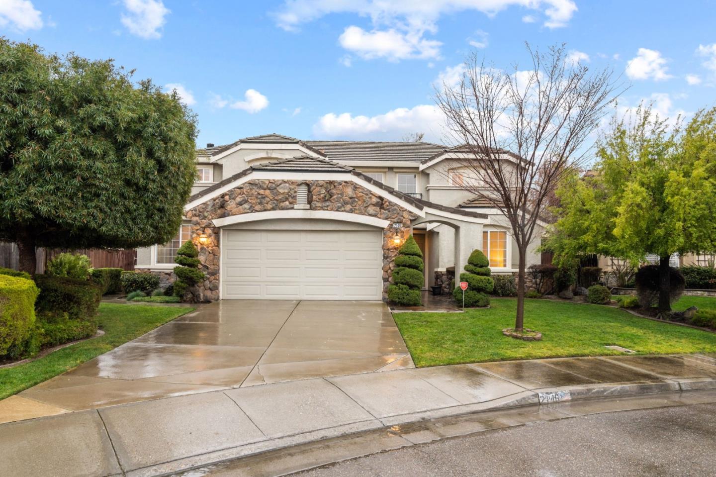 Detail Gallery Image 1 of 1 For 2146 Shenandoah Dr, Tracy,  CA 95377 - 4 Beds | 2/1 Baths