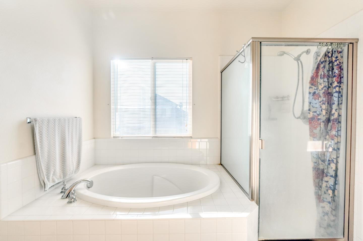 Detail Gallery Image 42 of 61 For 1613 Wildrye Ave, Los Banos,  CA 93635 - 4 Beds | 2/1 Baths