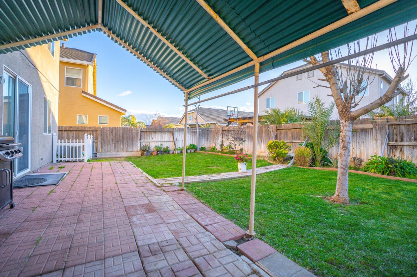 Detail Gallery Image 58 of 61 For 1613 Wildrye Ave, Los Banos,  CA 93635 - 4 Beds | 2/1 Baths