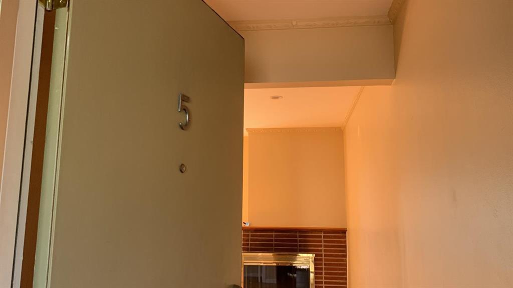 Detail Gallery Image 8 of 32 For 612 S El Camino Real #5,  San Mateo,  CA 94402 - 2 Beds | 1 Baths