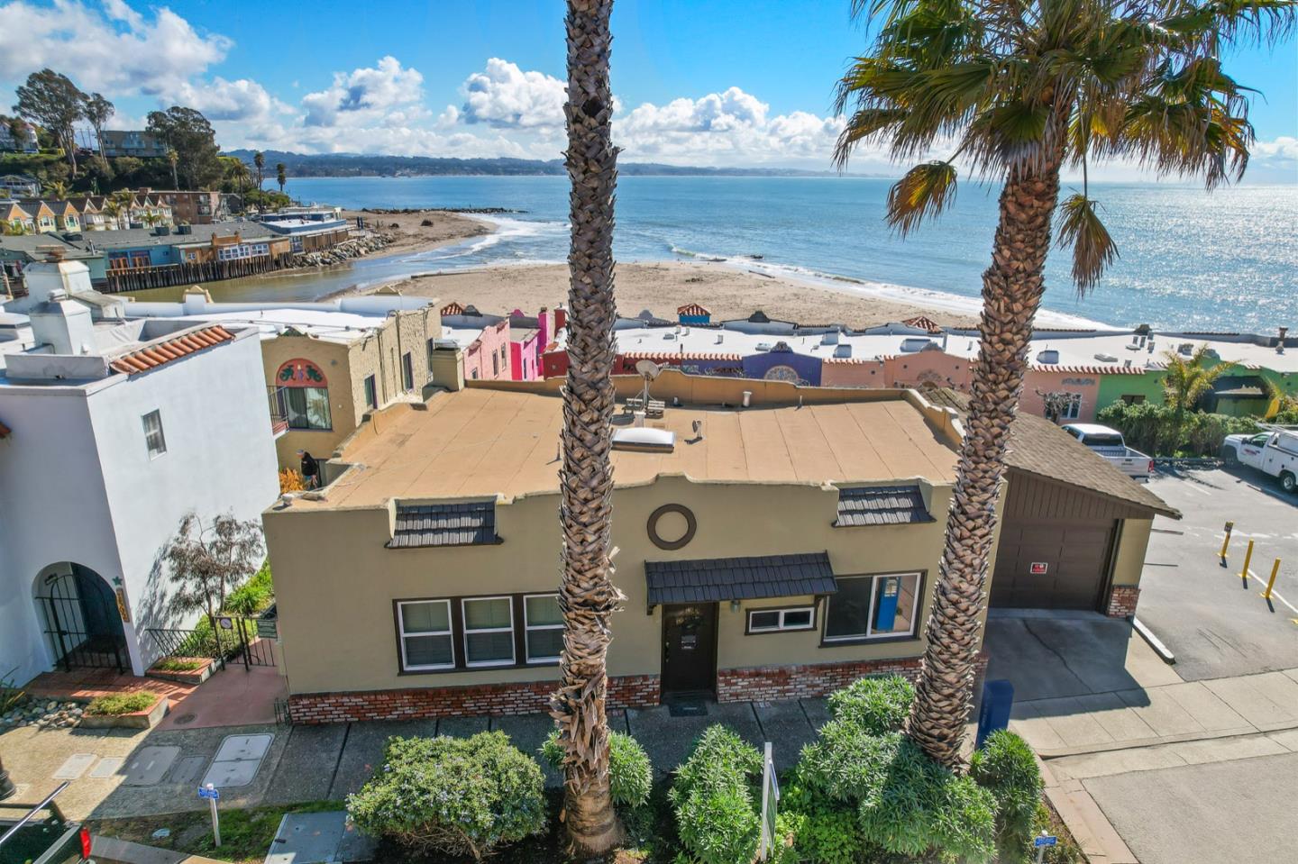 Detail Gallery Image 1 of 1 For 1532 Wharf Rd, Capitola,  CA 95010 - 1 Beds | 1 Baths