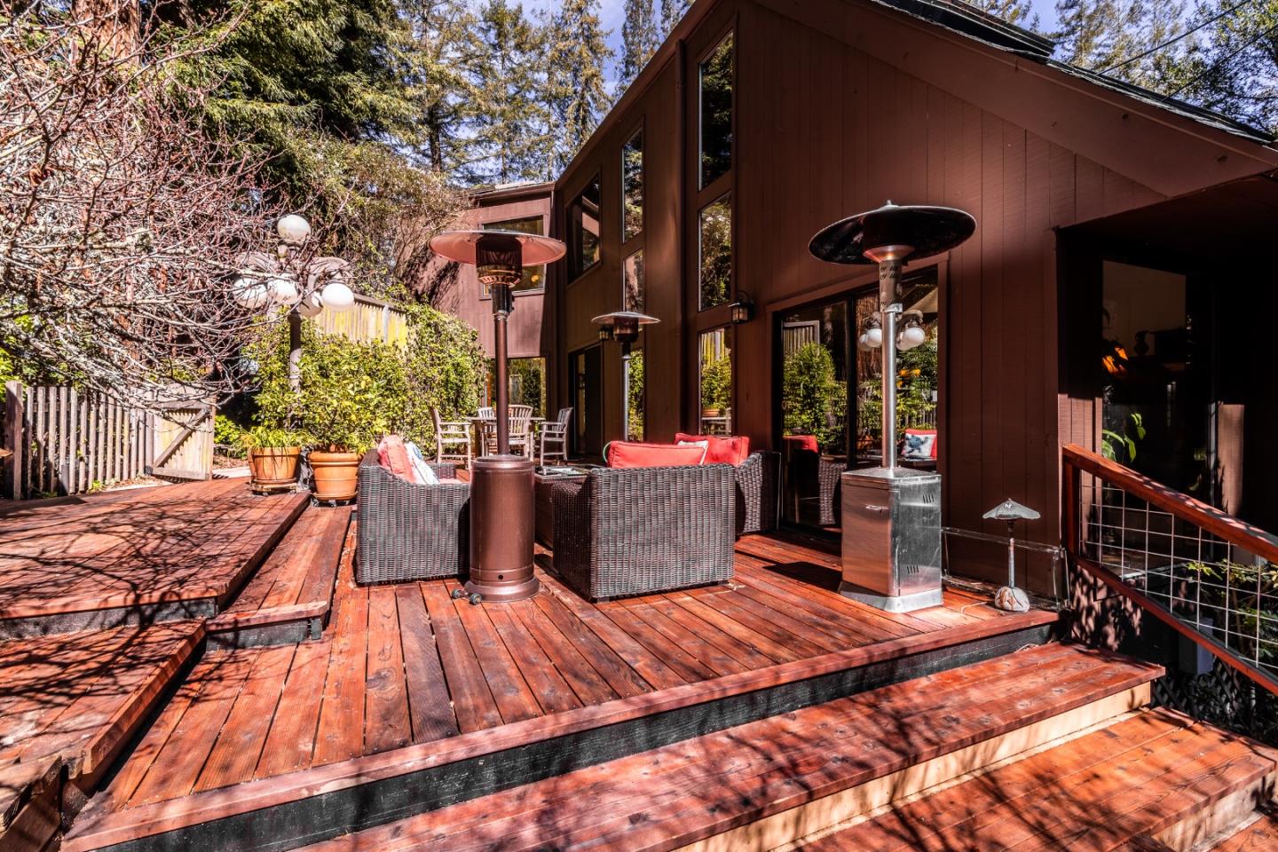 Detail Gallery Image 37 of 41 For 110 Carbonera Dr, Santa Cruz,  CA 95060 - 3 Beds | 2 Baths