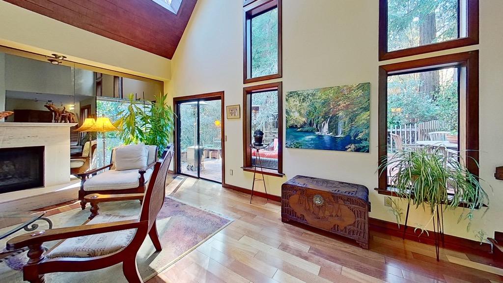 Detail Gallery Image 9 of 41 For 110 Carbonera Dr, Santa Cruz,  CA 95060 - 3 Beds | 2 Baths