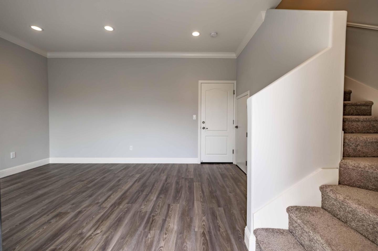 145 Bundeson Dr, Hollister, CA 95023 photo 5