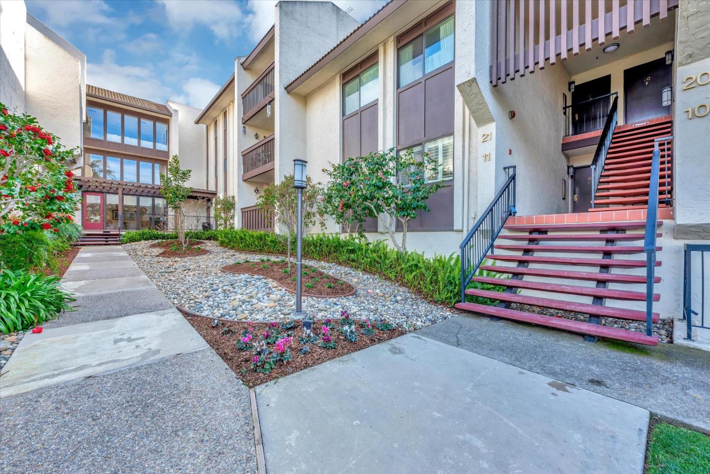 Photo of 226 W Edith Ave #11 in Los Altos, CA