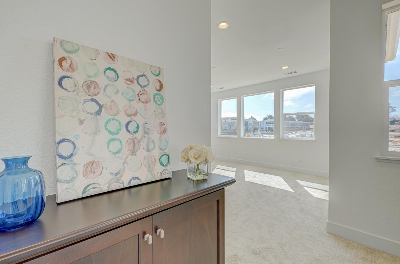 Detail Gallery Image 21 of 47 For 282 Skyview Dr, Marina,  CA 93933 - 3 Beds | 2/1 Baths
