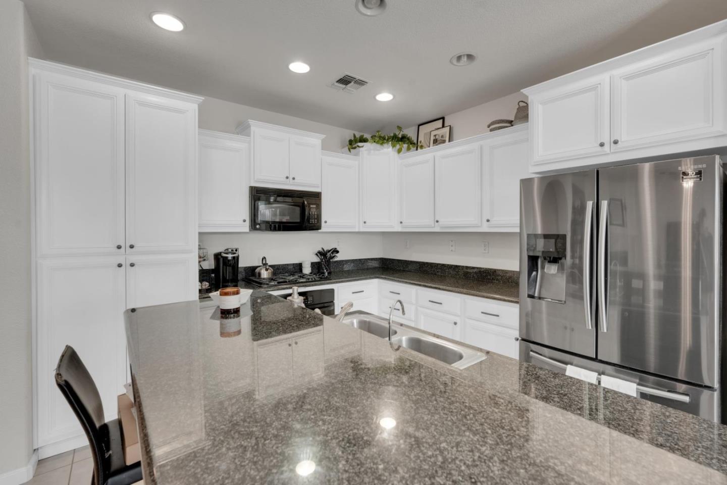 1737 Dalia Ln, Manteca, CA 95337 photo 12