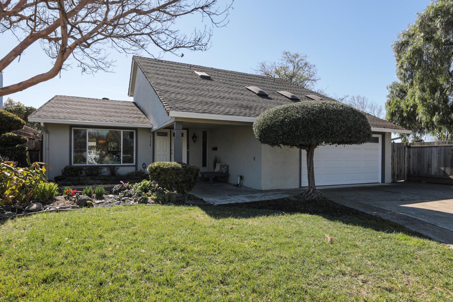 Detail Gallery Image 1 of 1 For 3174 San Angelo Way, Union City,  CA 94587 - 4 Beds | 2/1 Baths