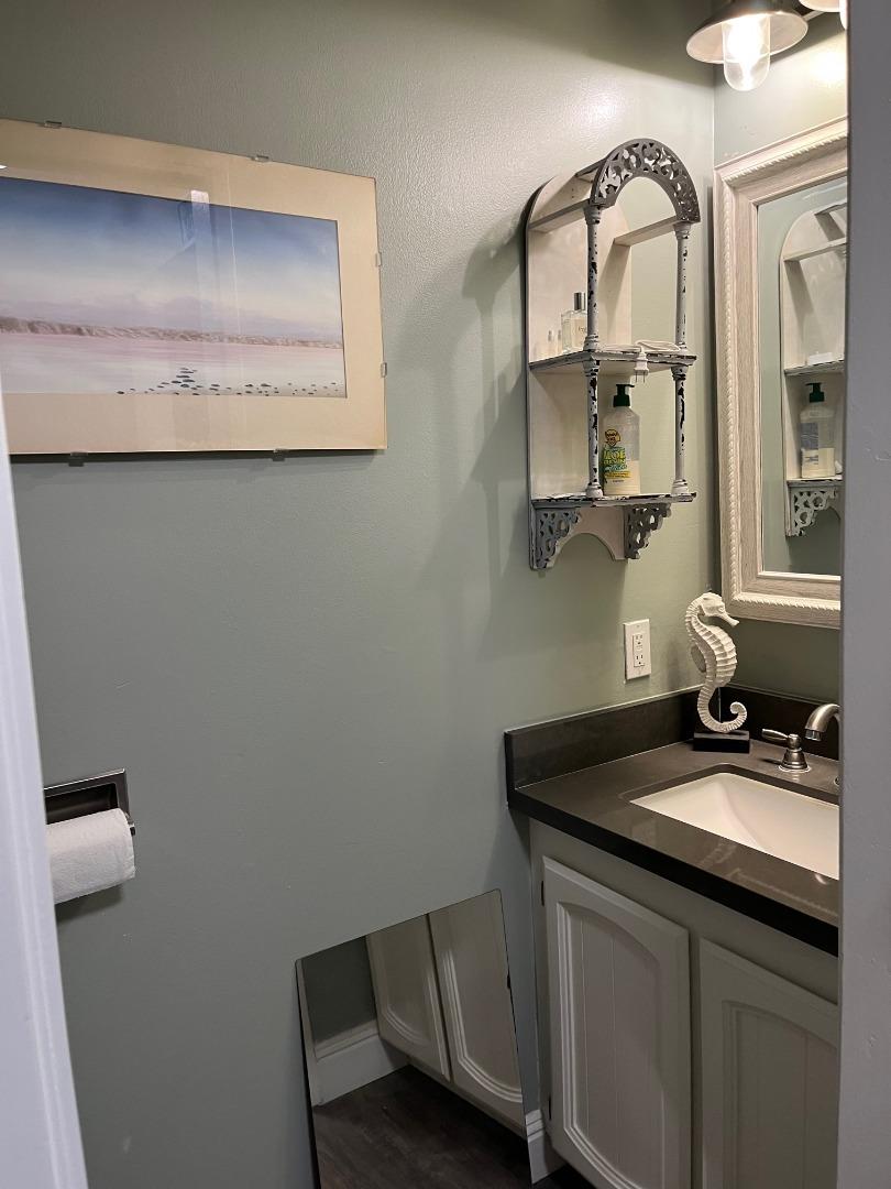 Detail Gallery Image 6 of 23 For 167 Sea Ridge Ct #2,  Aptos,  CA 95003 - 2 Beds | 1/1 Baths