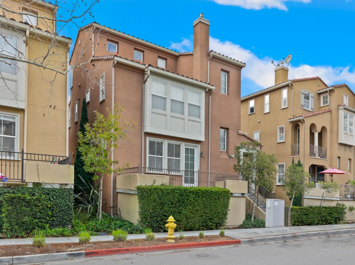 Detail Gallery Image 1 of 1 For 766 Adeline Ave, San Jose,  CA 95136 - 5 Beds | 4/1 Baths