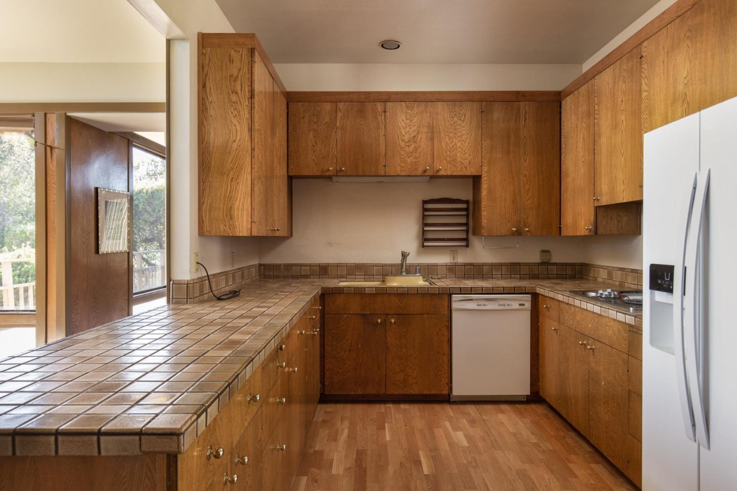 Detail Gallery Image 12 of 20 For 13350 Middle Canyon Rd, Carmel Valley,  CA 93924 - 3 Beds | 2/1 Baths