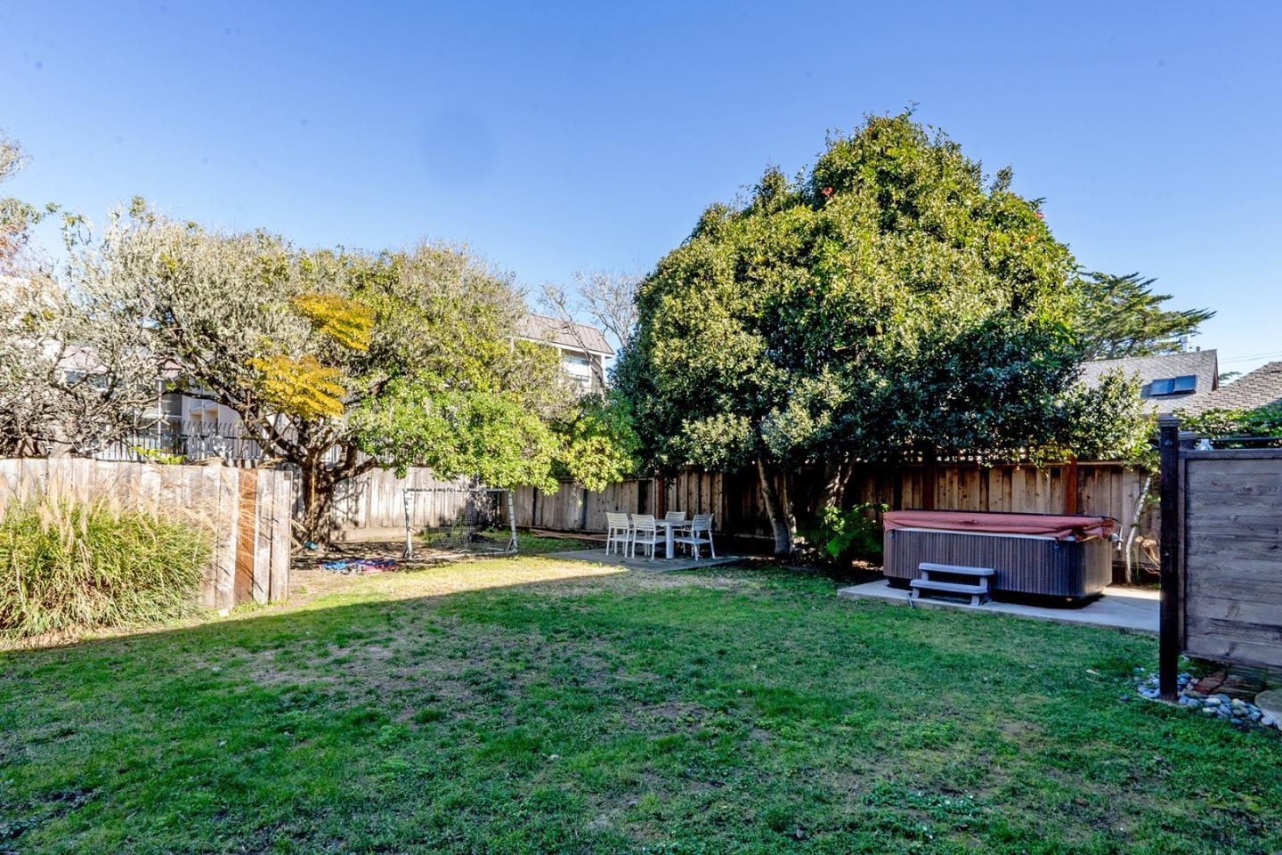Detail Gallery Image 22 of 24 For 1703 E Cliff Dr, Santa Cruz,  CA 95062 - – Beds | – Baths