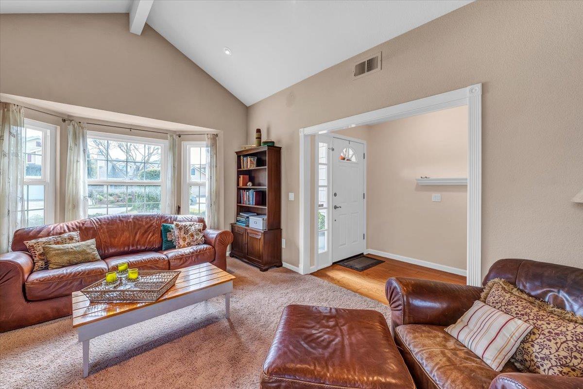 956 Hancock St, Salinas, CA 93906 photo 17