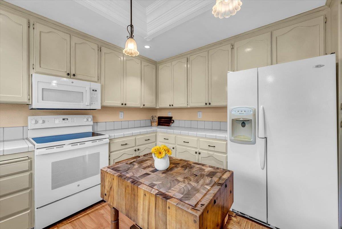 956 Hancock St, Salinas, CA 93906 photo 32