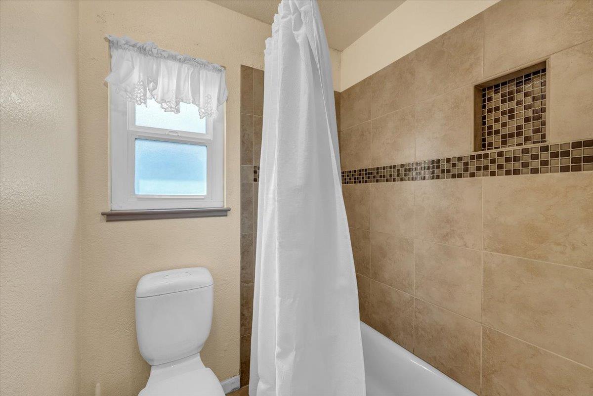 956 Hancock St, Salinas, CA 93906 photo 49