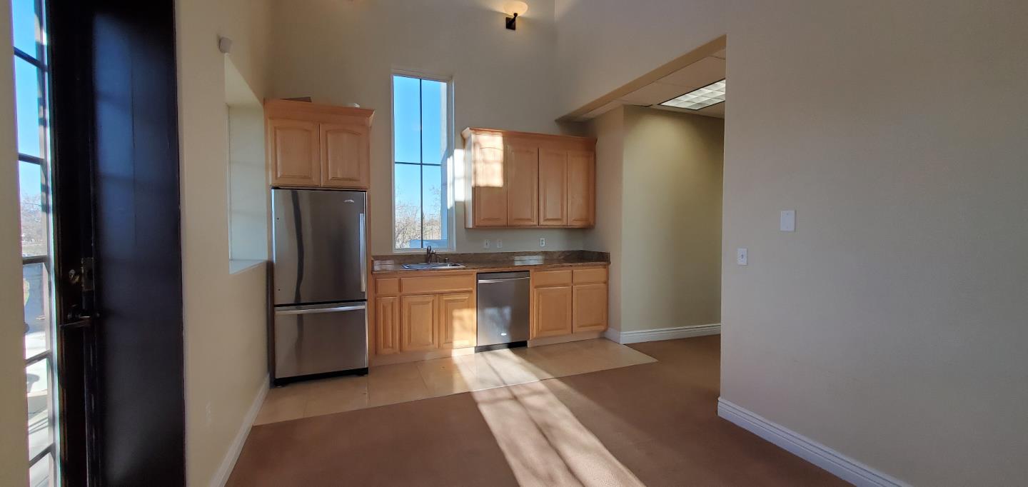 Detail Gallery Image 6 of 19 For 18525 Sutter Blvd #280-290,  Morgan Hill,  CA 95037 - – Beds | – Baths